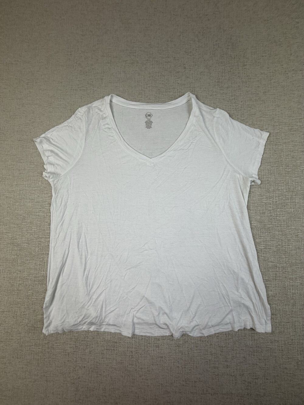 Cato Women’s Plus Size 18/20W White V-Neck Short Sleeve T-Shirt Rayon Blend